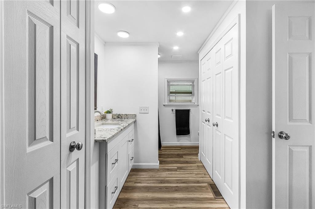 COACHLIGHT MANOR MOBILE HOME - Residential