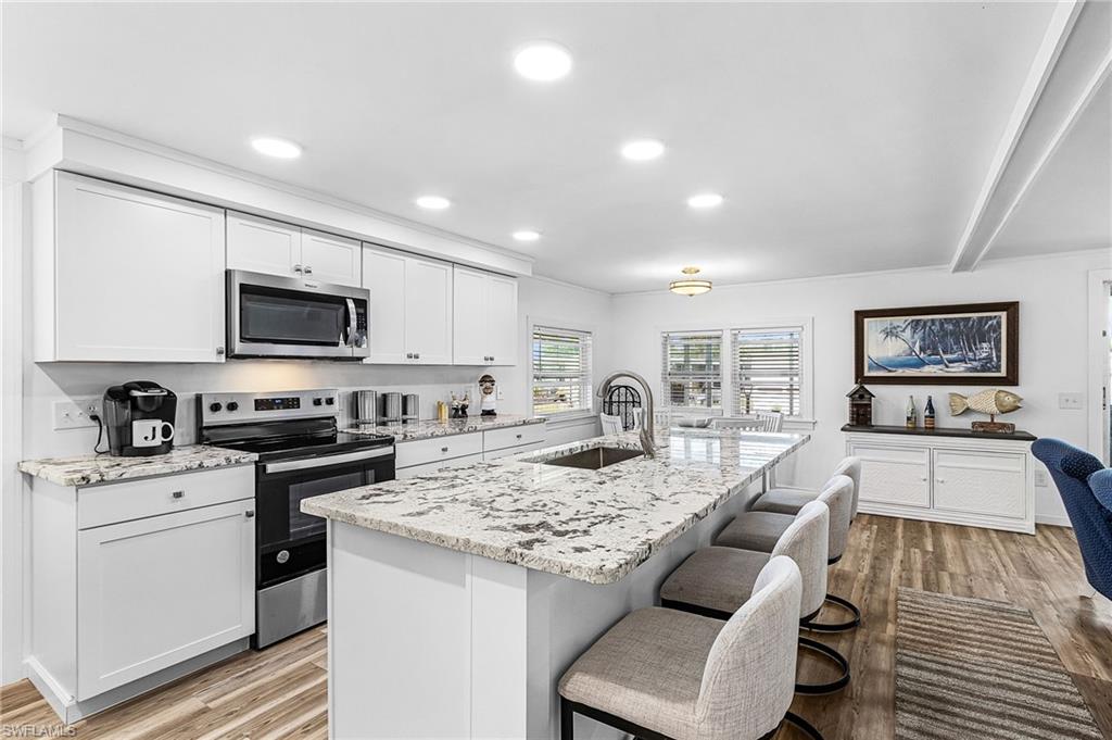 COACHLIGHT MANOR MOBILE HOME - Residential