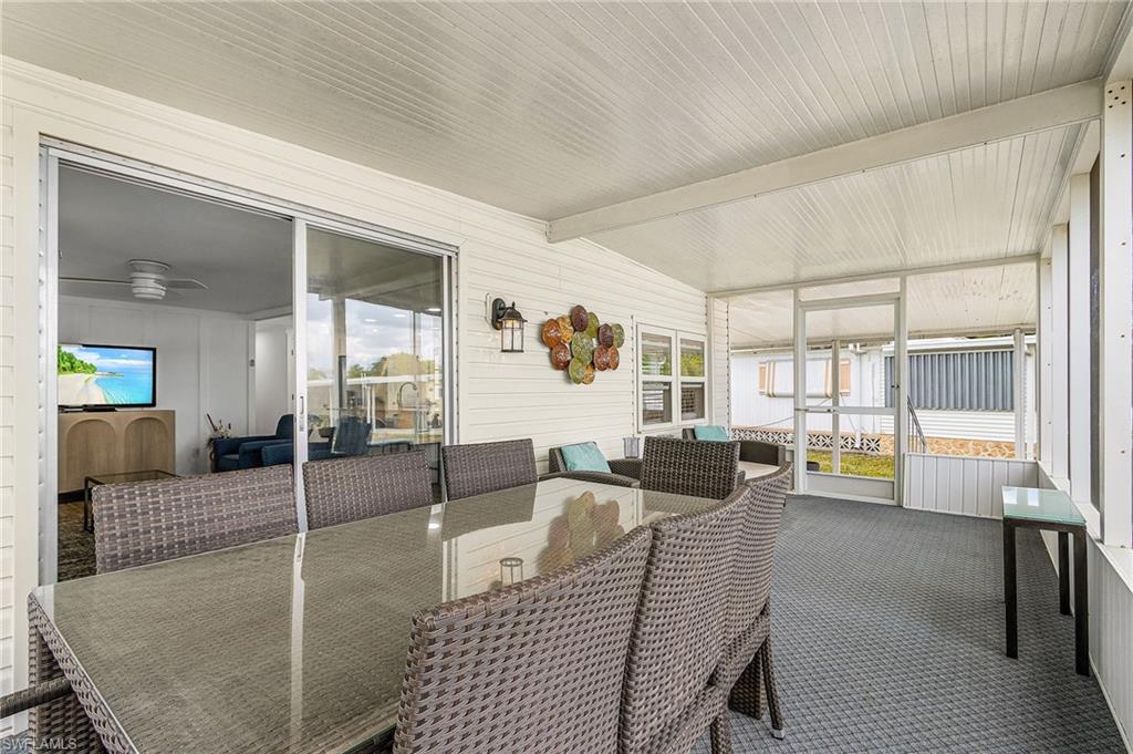 COACHLIGHT MANOR MOBILE HOME - Residential