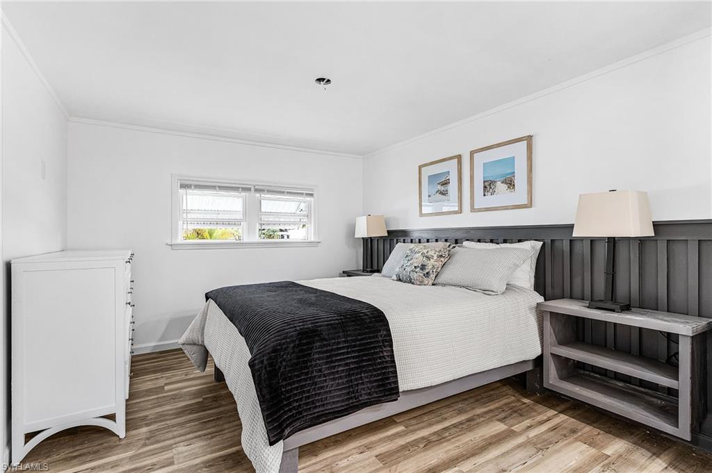 COACHLIGHT MANOR MOBILE HOME - Residential