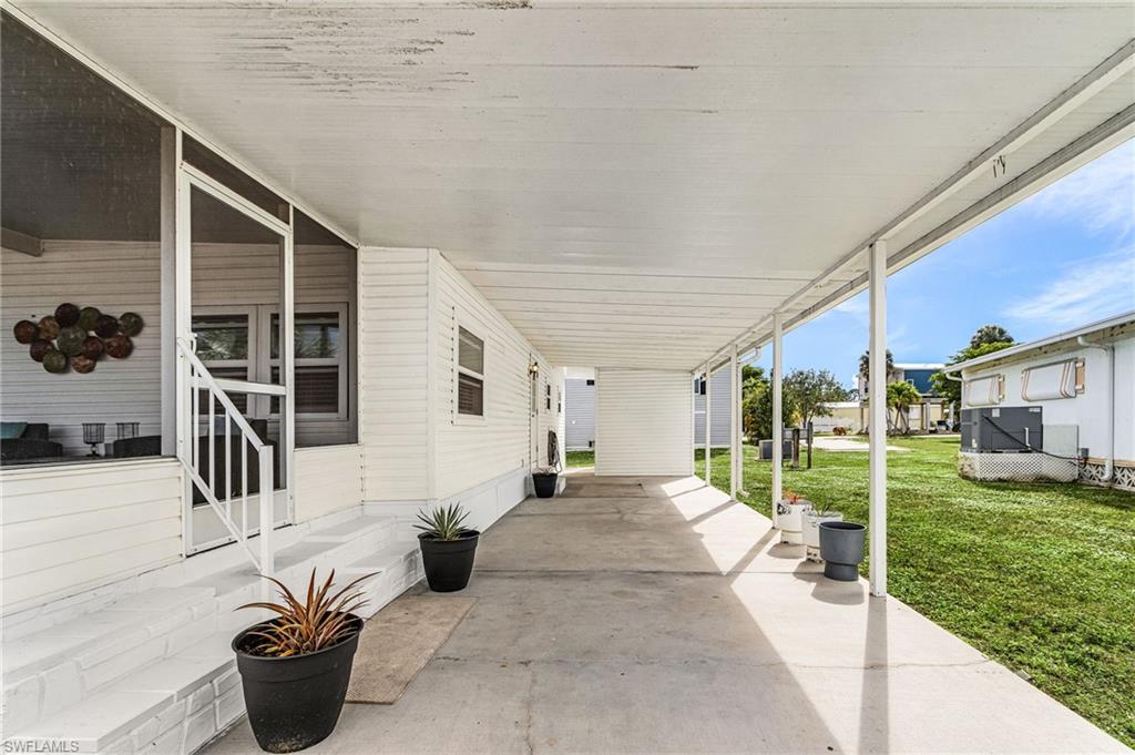 COACHLIGHT MANOR MOBILE HOME - Residential