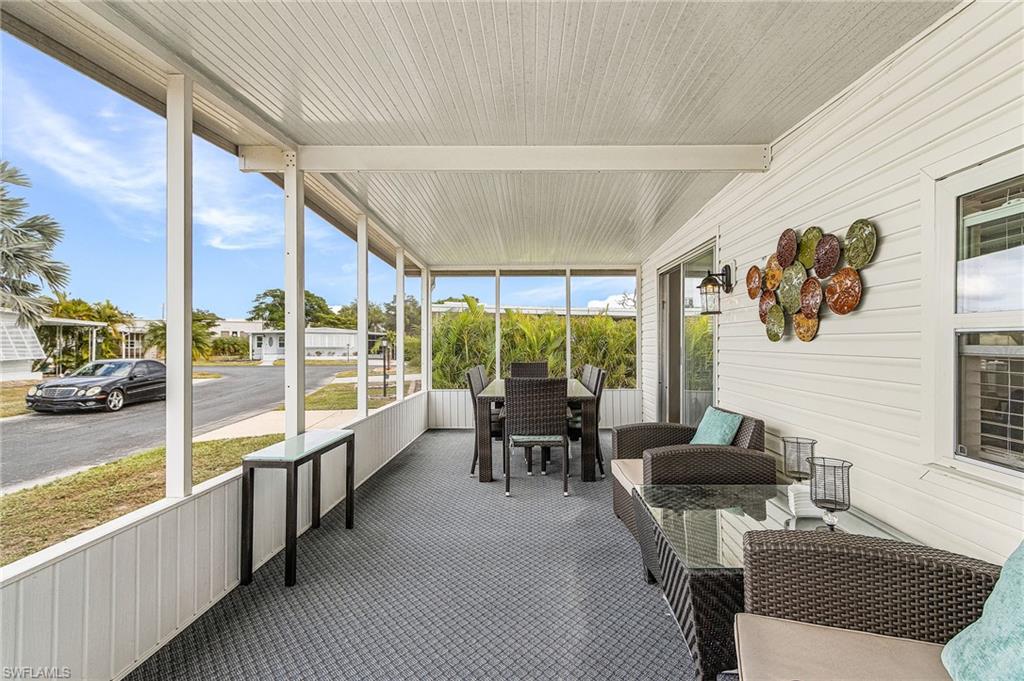 COACHLIGHT MANOR MOBILE HOME - Residential