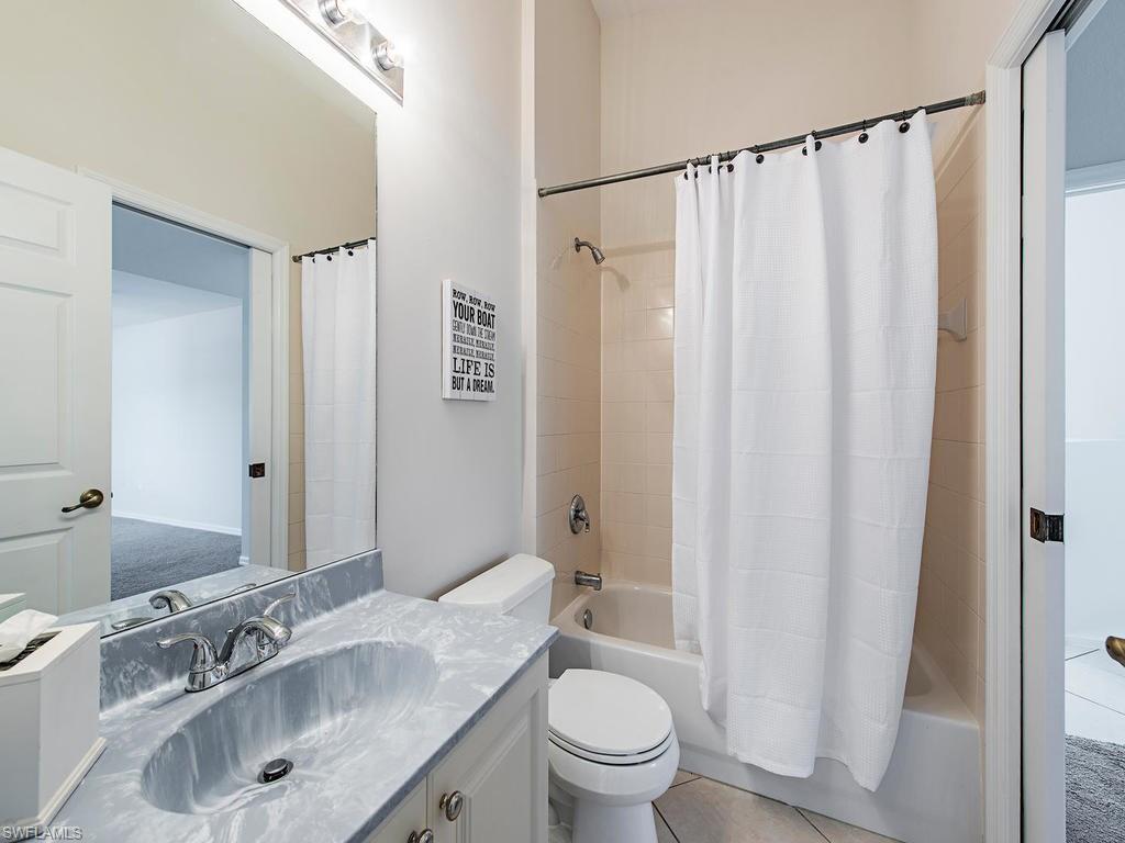 IBIS POINTE - Residential
