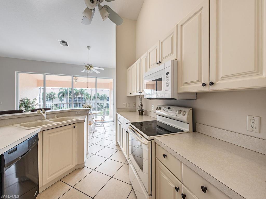 IBIS POINTE - Residential