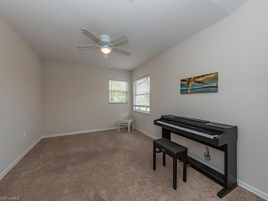 IBIS POINTE - Residential