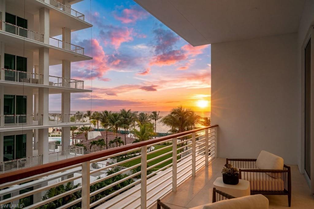 NAPLES BEACH CLUB BLDG C - Residential