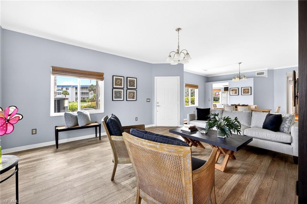 SEVEN LAKES - Residential