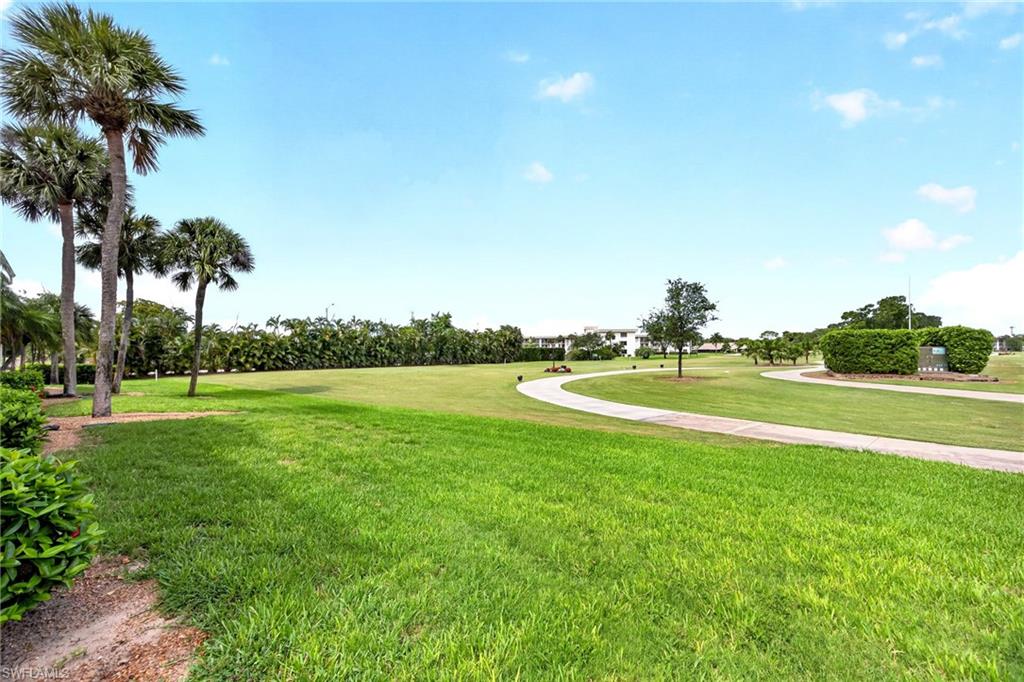 SEVEN LAKES - Residential
