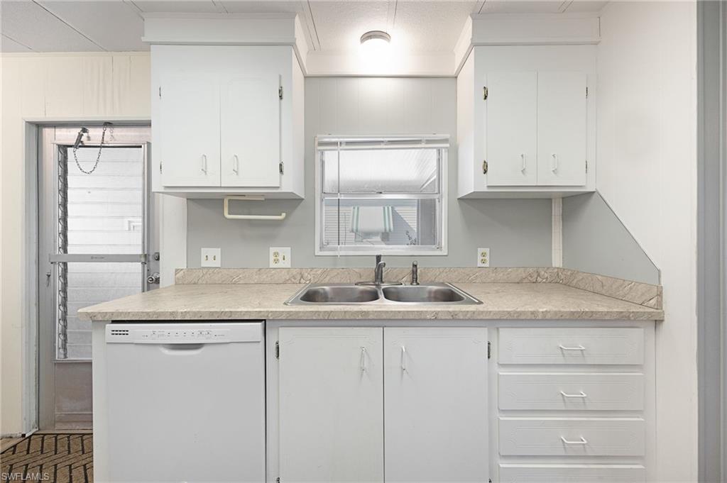 SIX LAKES COUNTRY CLUB - Residential