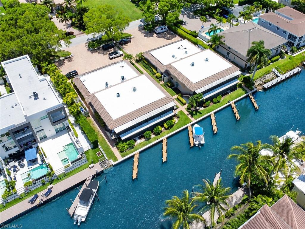 CHESAPEAKE LANDINGS - Residential