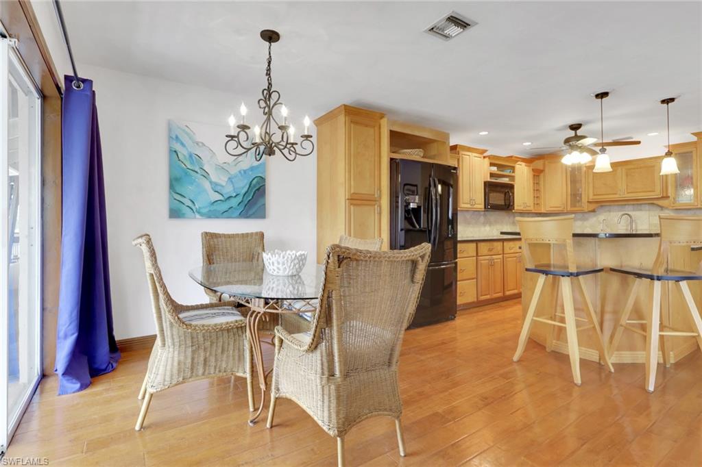CHESAPEAKE LANDINGS - Residential