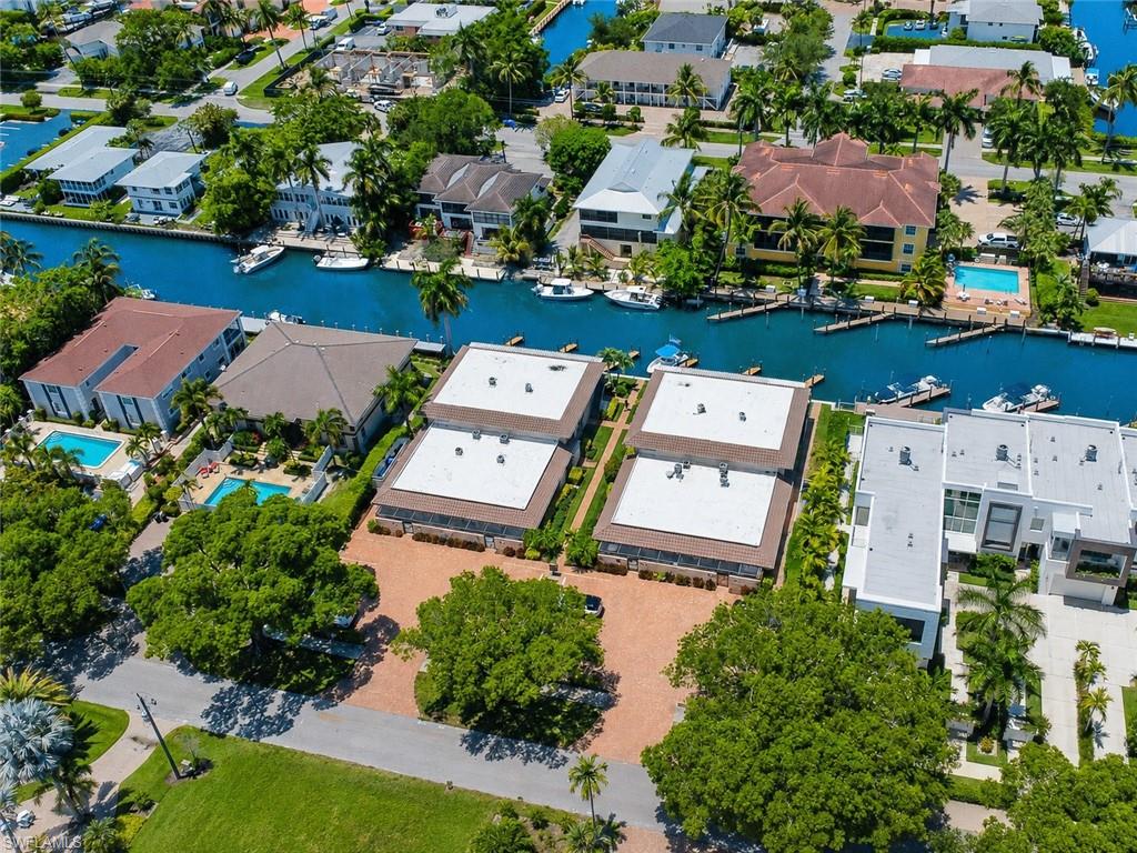 CHESAPEAKE LANDINGS - Residential