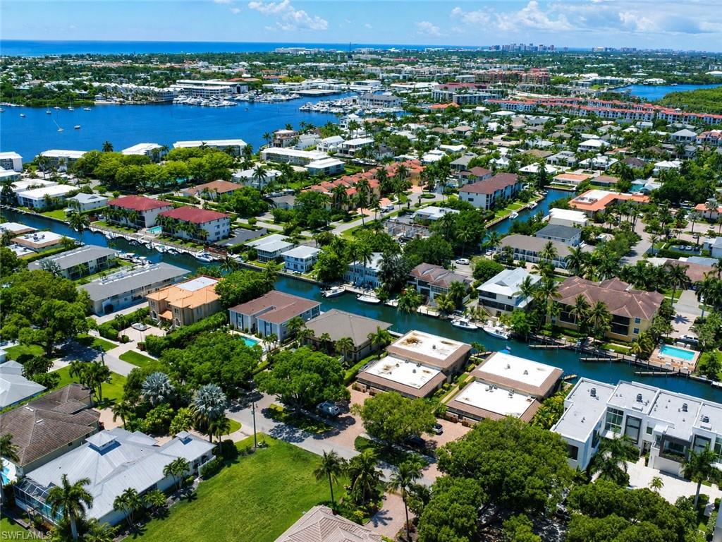 CHESAPEAKE LANDINGS - Residential