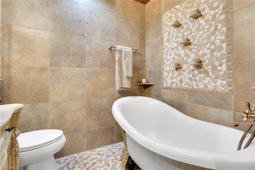 CHESAPEAKE LANDINGS - Residential