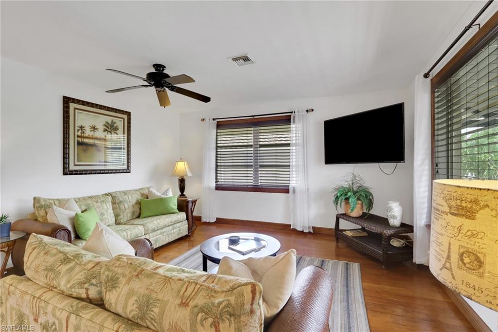CHESAPEAKE LANDINGS - Residential