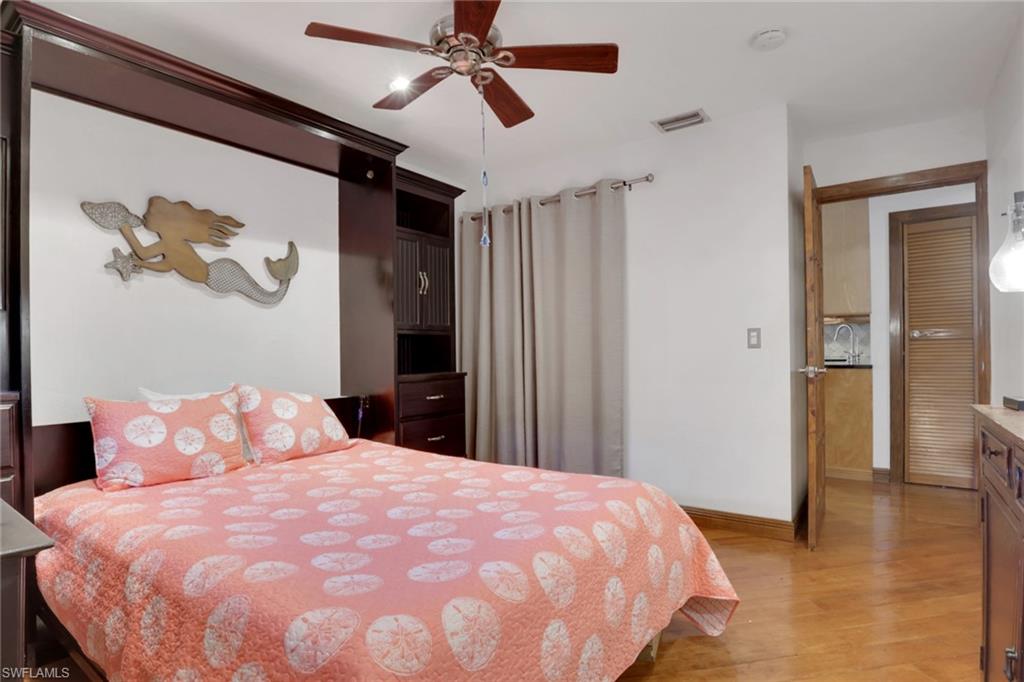 CHESAPEAKE LANDINGS - Residential