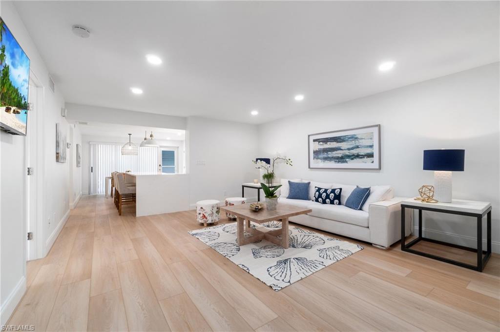 PIERRE CLUB - Residential Lease