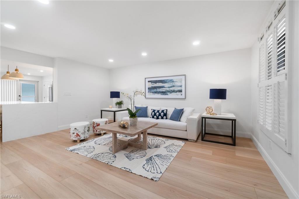 PIERRE CLUB - Residential Lease