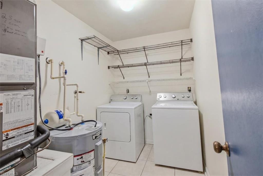 CANARY PALM CONDO - Residential