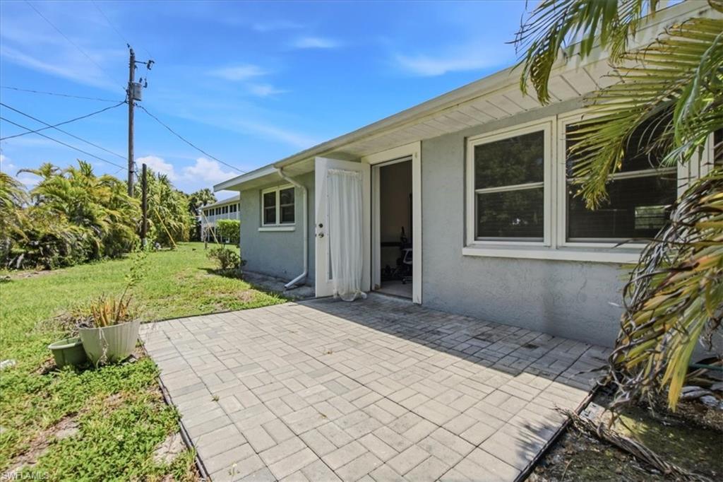 CANARY PALM CONDO - Residential