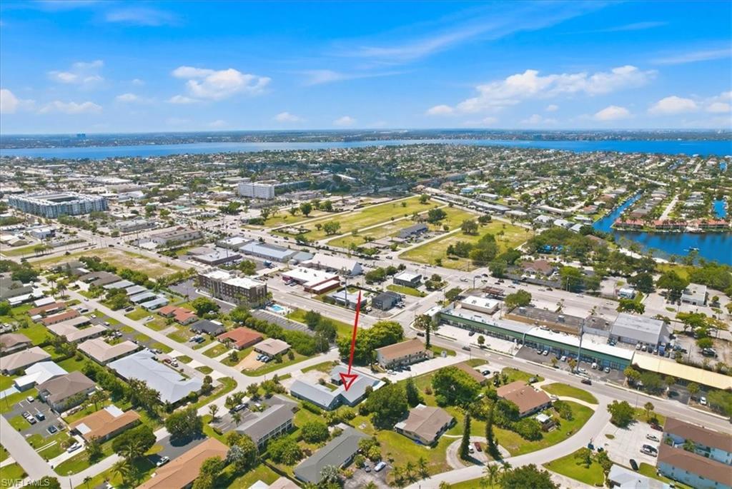 CANARY PALM CONDO - Residential