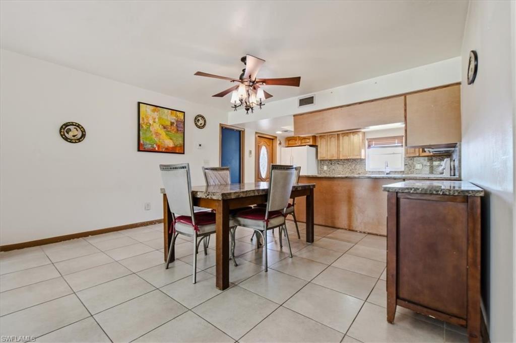 CANARY PALM CONDO - Residential