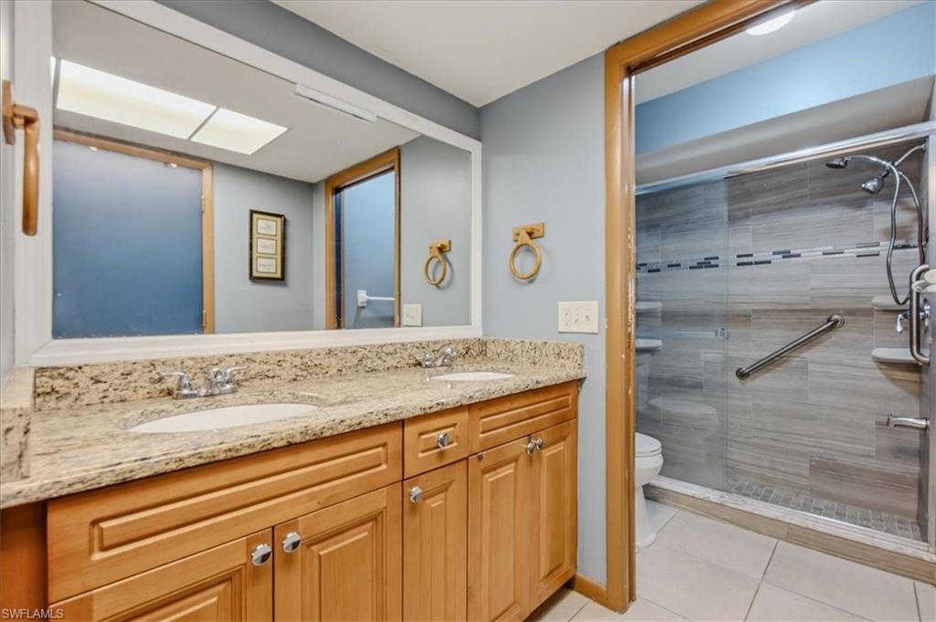 CANARY PALM CONDO - Residential