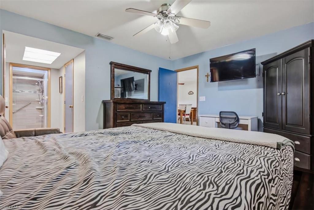 CANARY PALM CONDO - Residential
