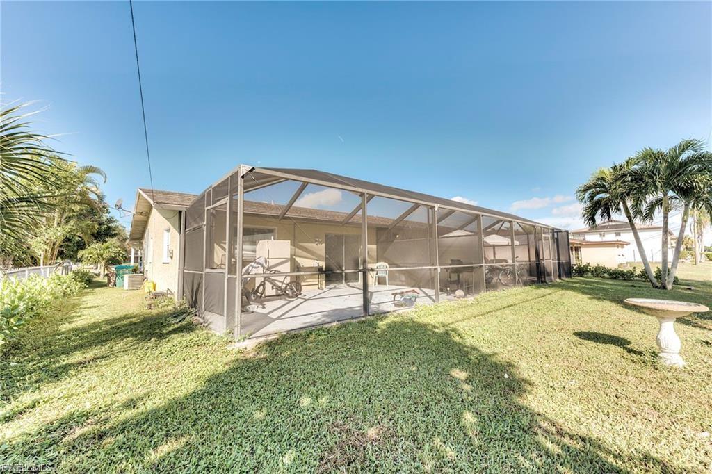 CAPE CORAL - Residential