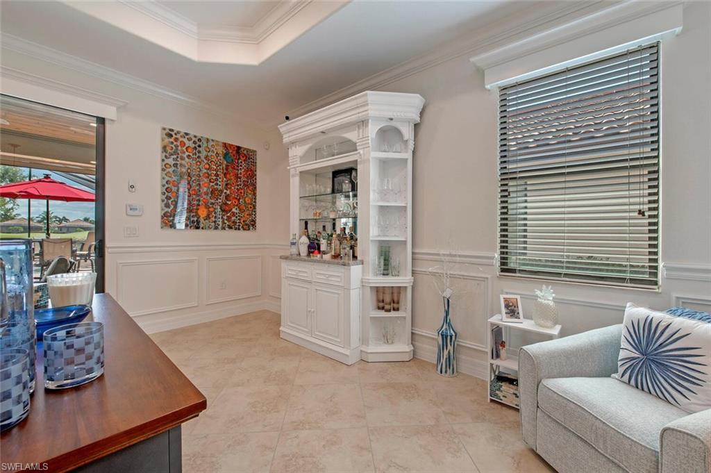 TWIN EAGLES - Residential