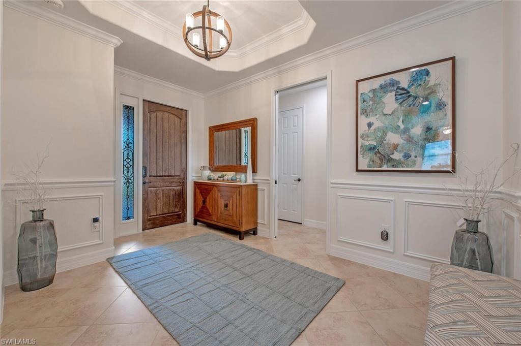TWIN EAGLES - Residential
