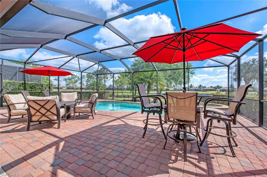 TWIN EAGLES - Residential