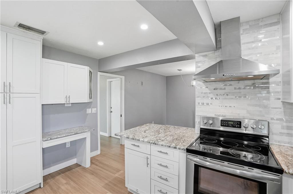 ST ANDREWS AT LELY GOLF ESTATES - Residential