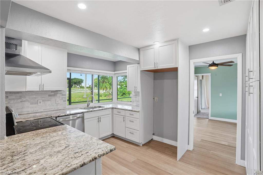 ST ANDREWS AT LELY GOLF ESTATES - Residential