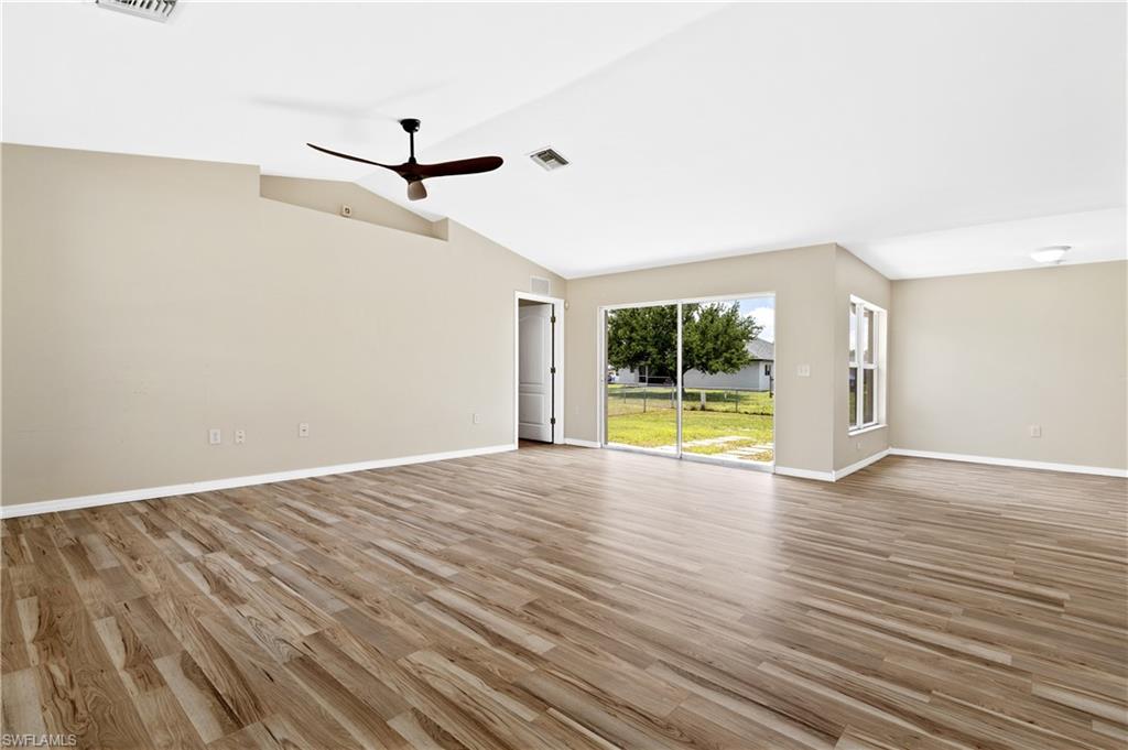 CAPE CORAL - Residential