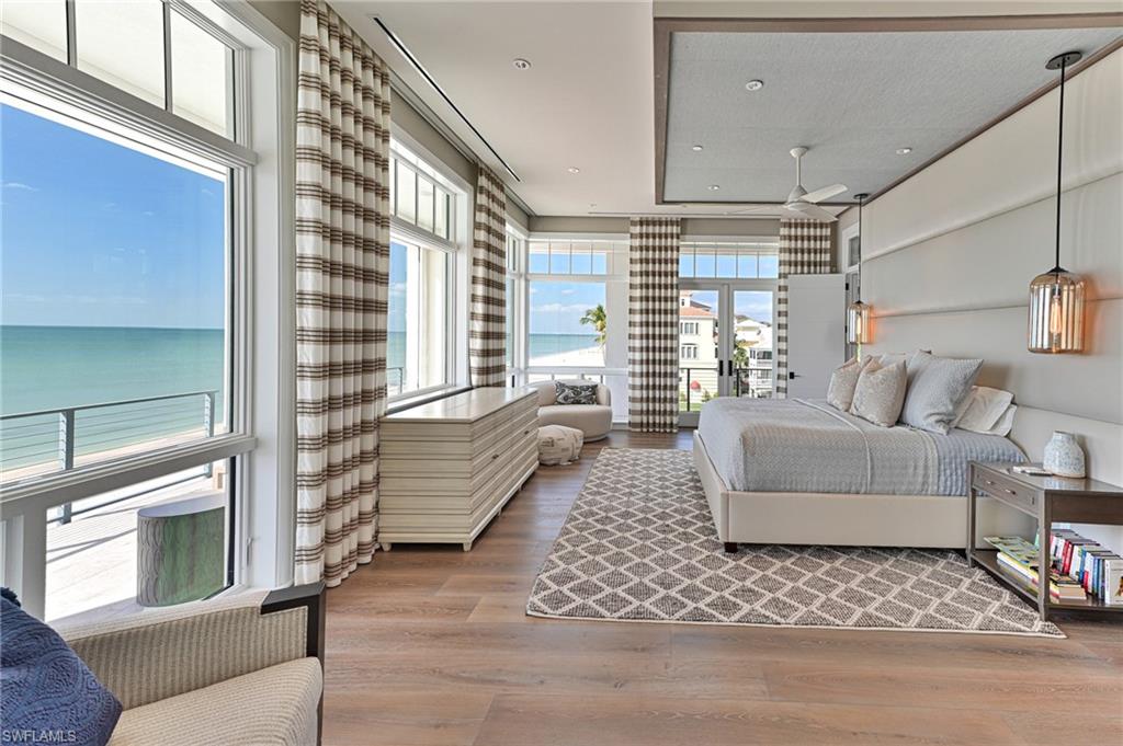 BAREFOOT BEACH - Residential
