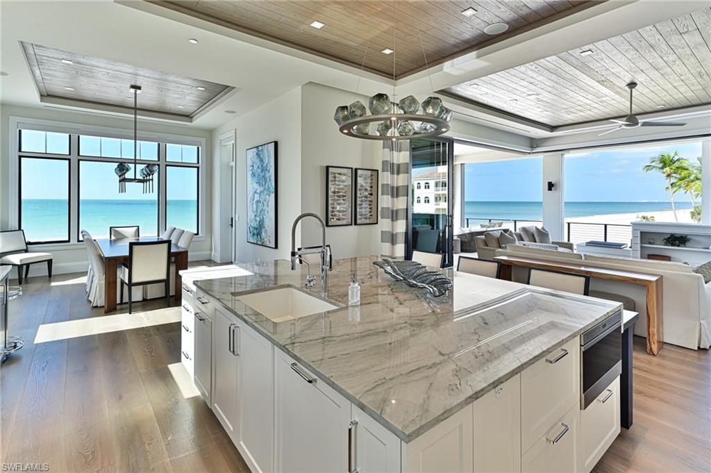 BAREFOOT BEACH - Residential