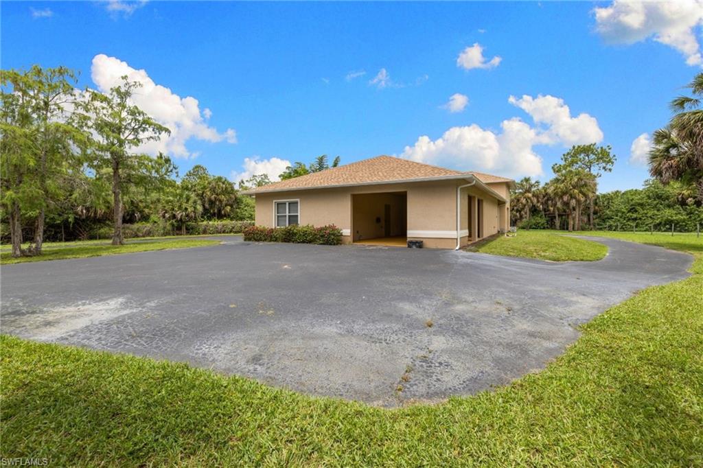 GOLDEN GATE ESTATES - Residential