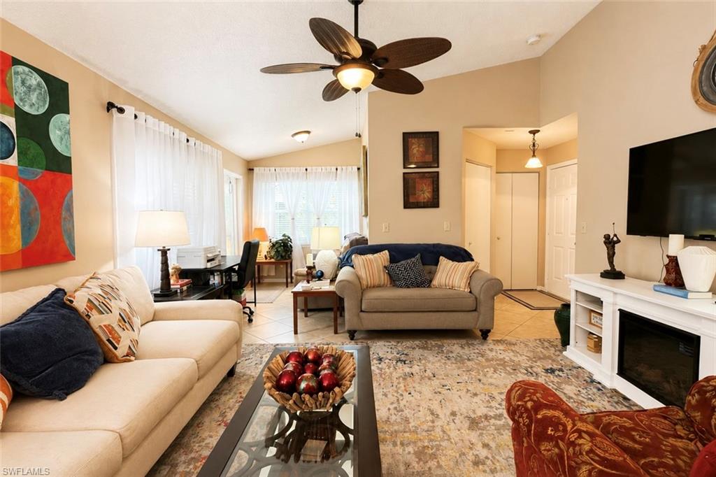 VENETIAN PALMS - Residential
