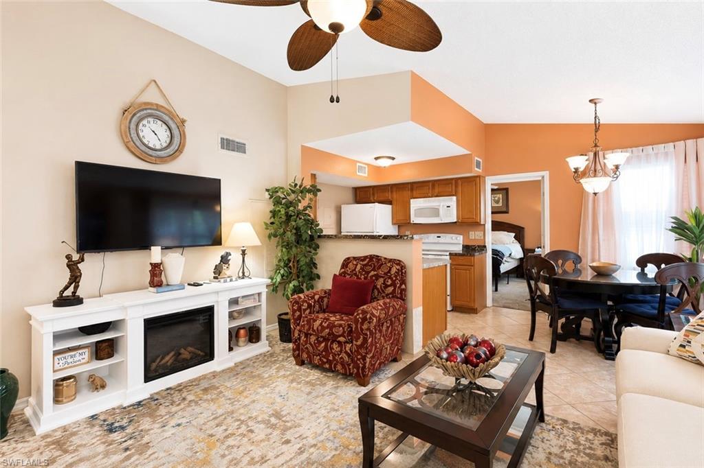 VENETIAN PALMS - Residential