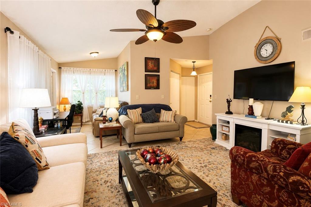 VENETIAN PALMS - Residential