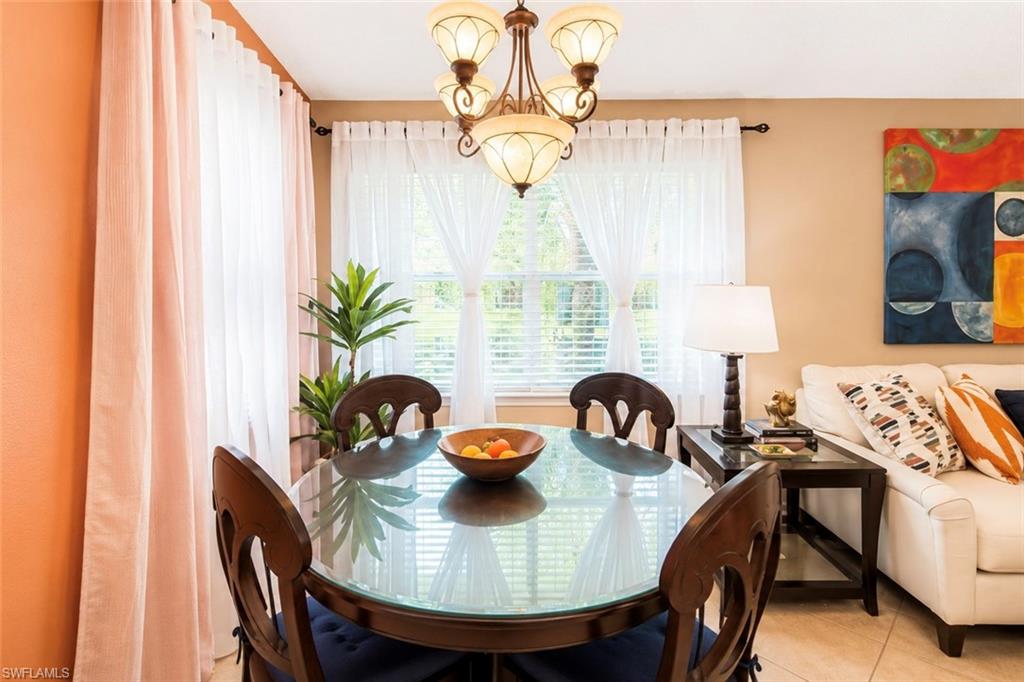 VENETIAN PALMS - Residential