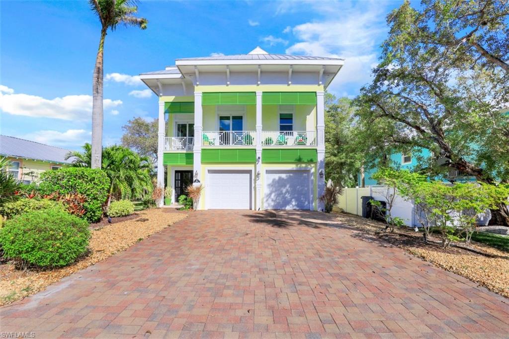 VENETIAN GARDENS - Residential