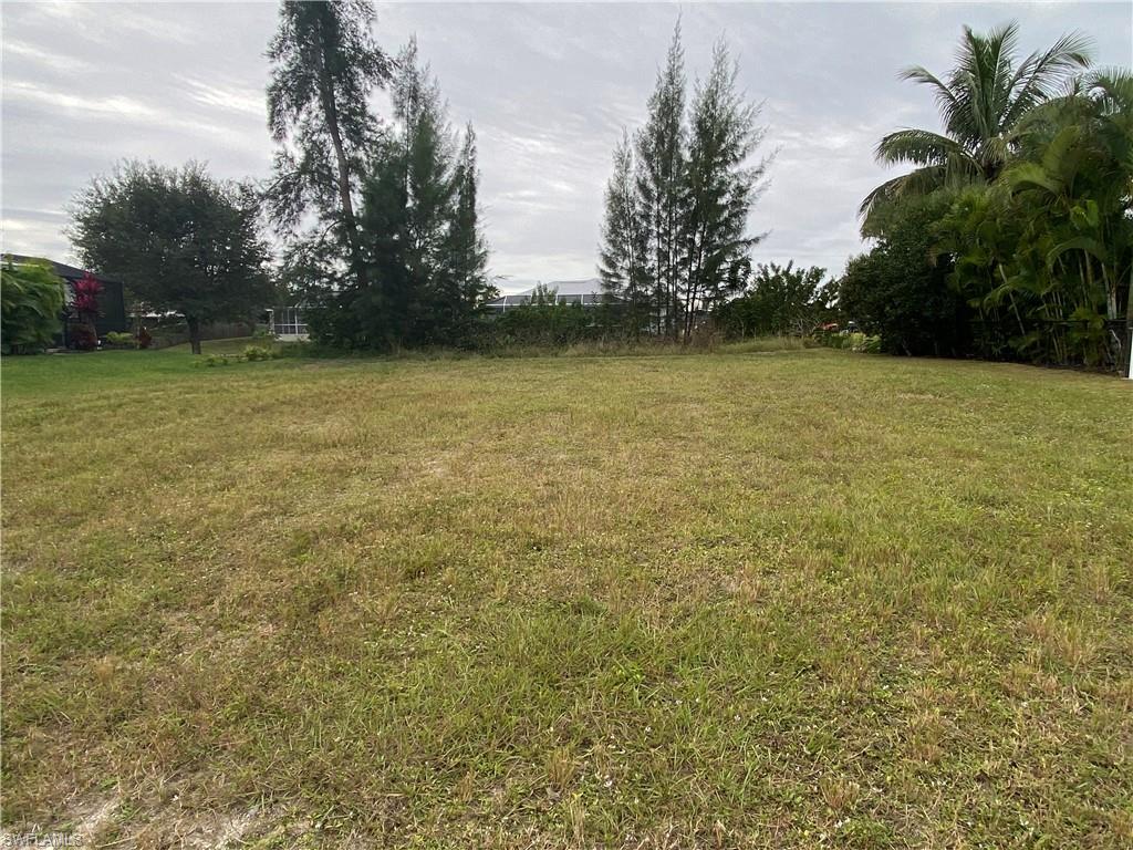 CAPE CORAL - Land