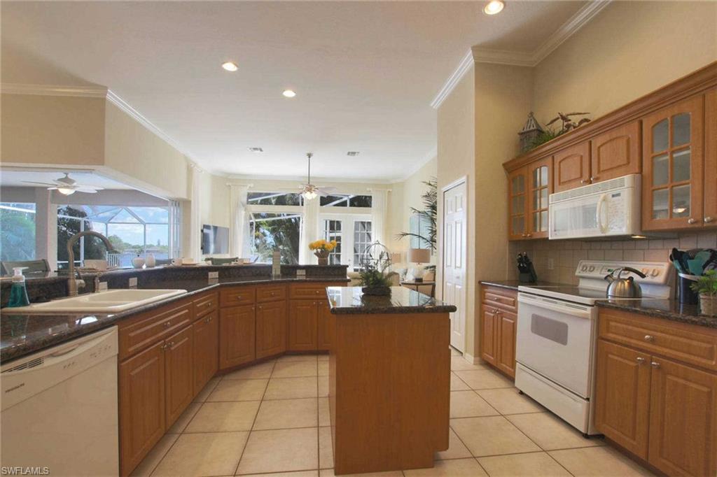 CAPE CORAL - Residential Lease