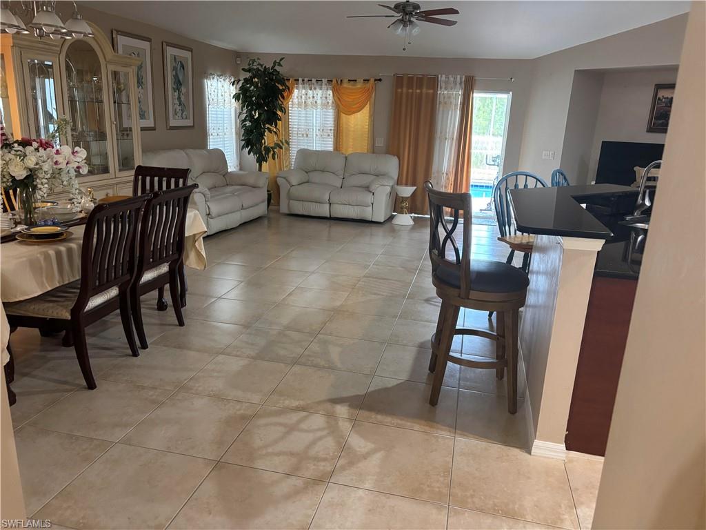 TOWN LAKES - Residential