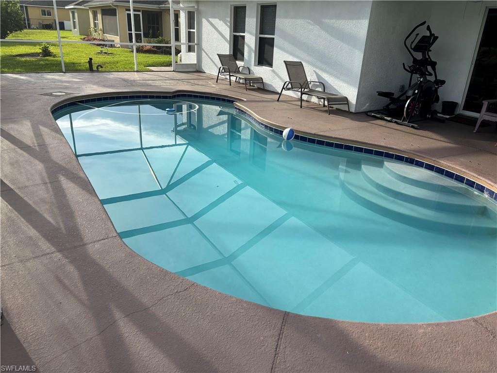 TOWN LAKES - Residential
