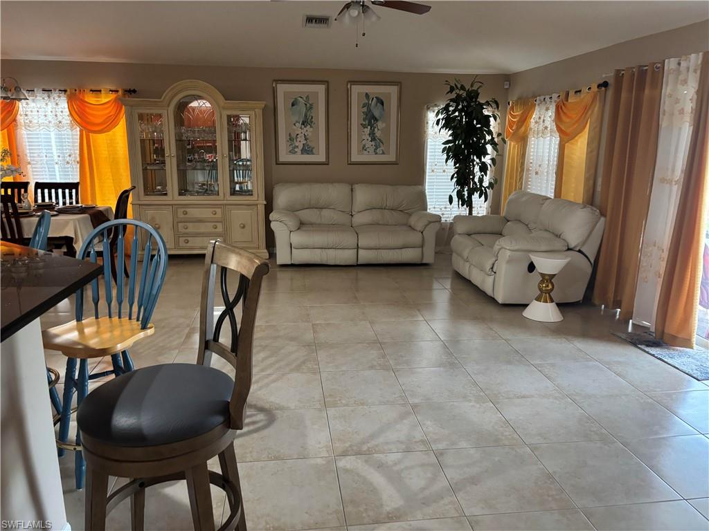 TOWN LAKES - Residential