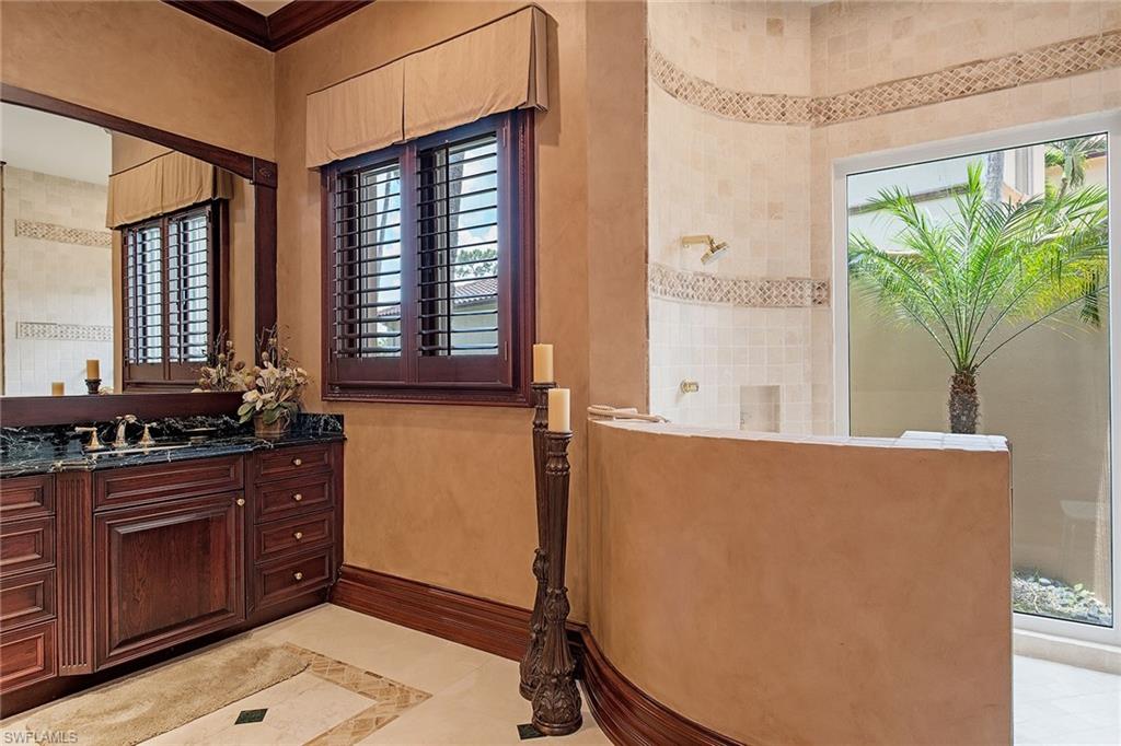 ESTATES AT BAY COLONY GOLF CLUB - Residential