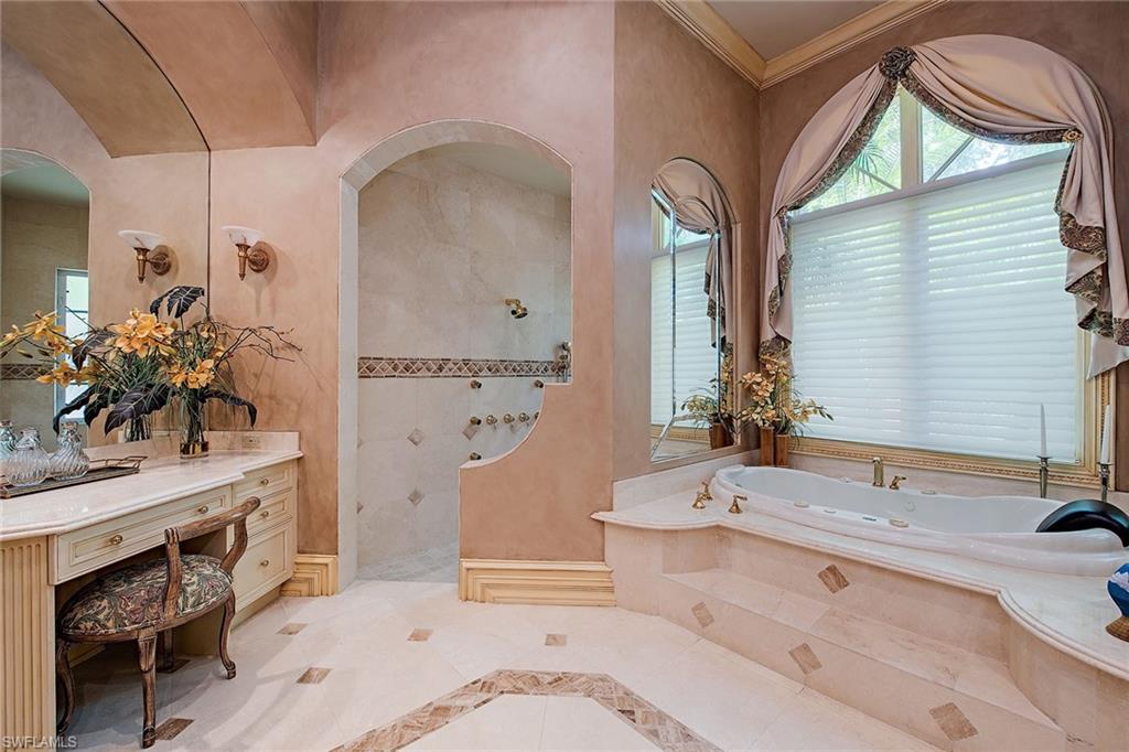 ESTATES AT BAY COLONY GOLF CLUB - Residential